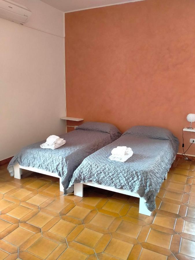 Valentia Rooms Vibo Valentia Bagian luar foto
